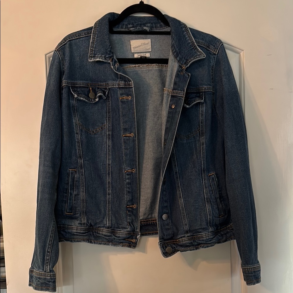 Universal Thread Blue Jean Jacket Classic Timeless Design